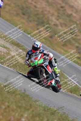 media/Apr-22-2023-TrackXperience (Sat) [[0ce6802930]]/Level 3/session 2 turn 5/